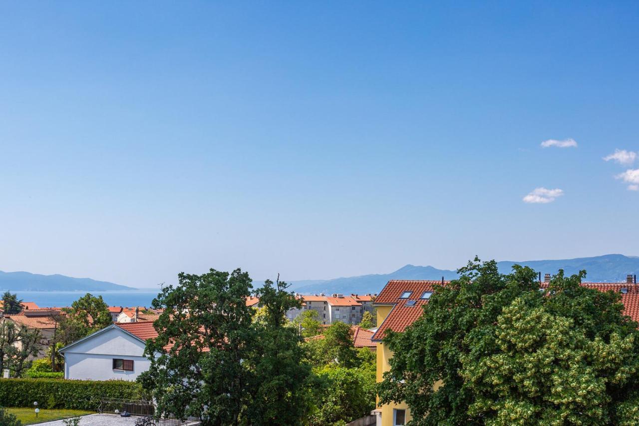 Kvarner Bay - 2 & 4 Apartment *