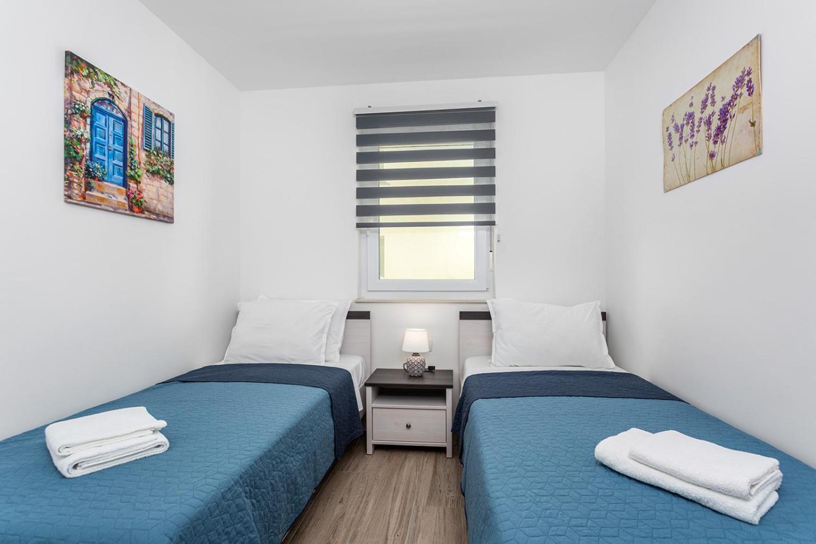 Apartment Kvarner Bay - 2 & 4 *