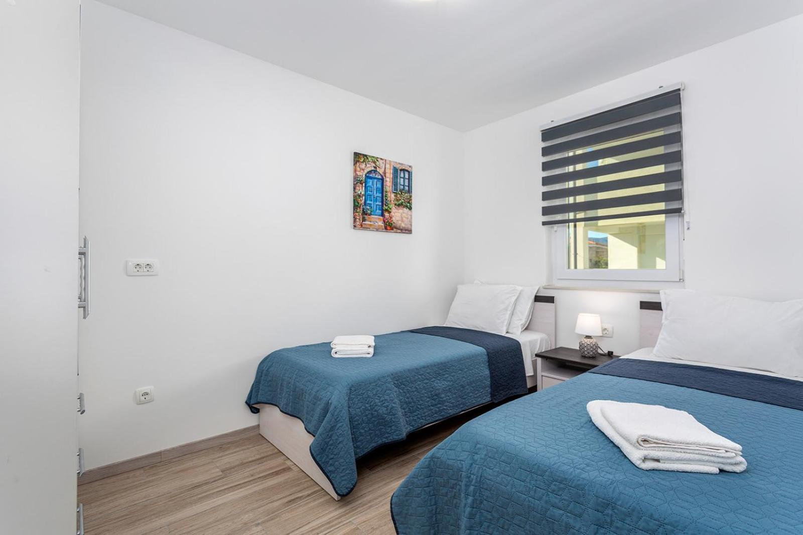 Kvarner Bay - 2 & 4 Apartment