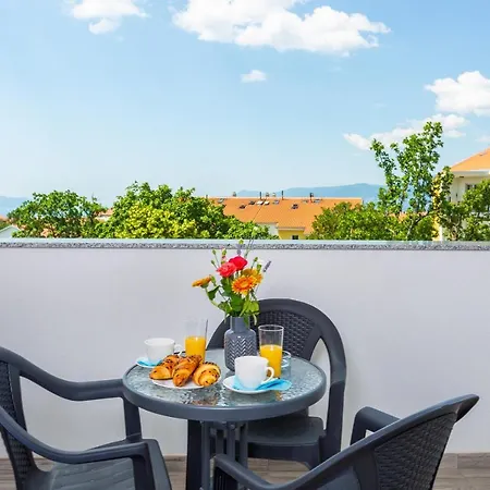 Kvarner Bay - Apartments 2 & 4 Rijeka Exterior photo