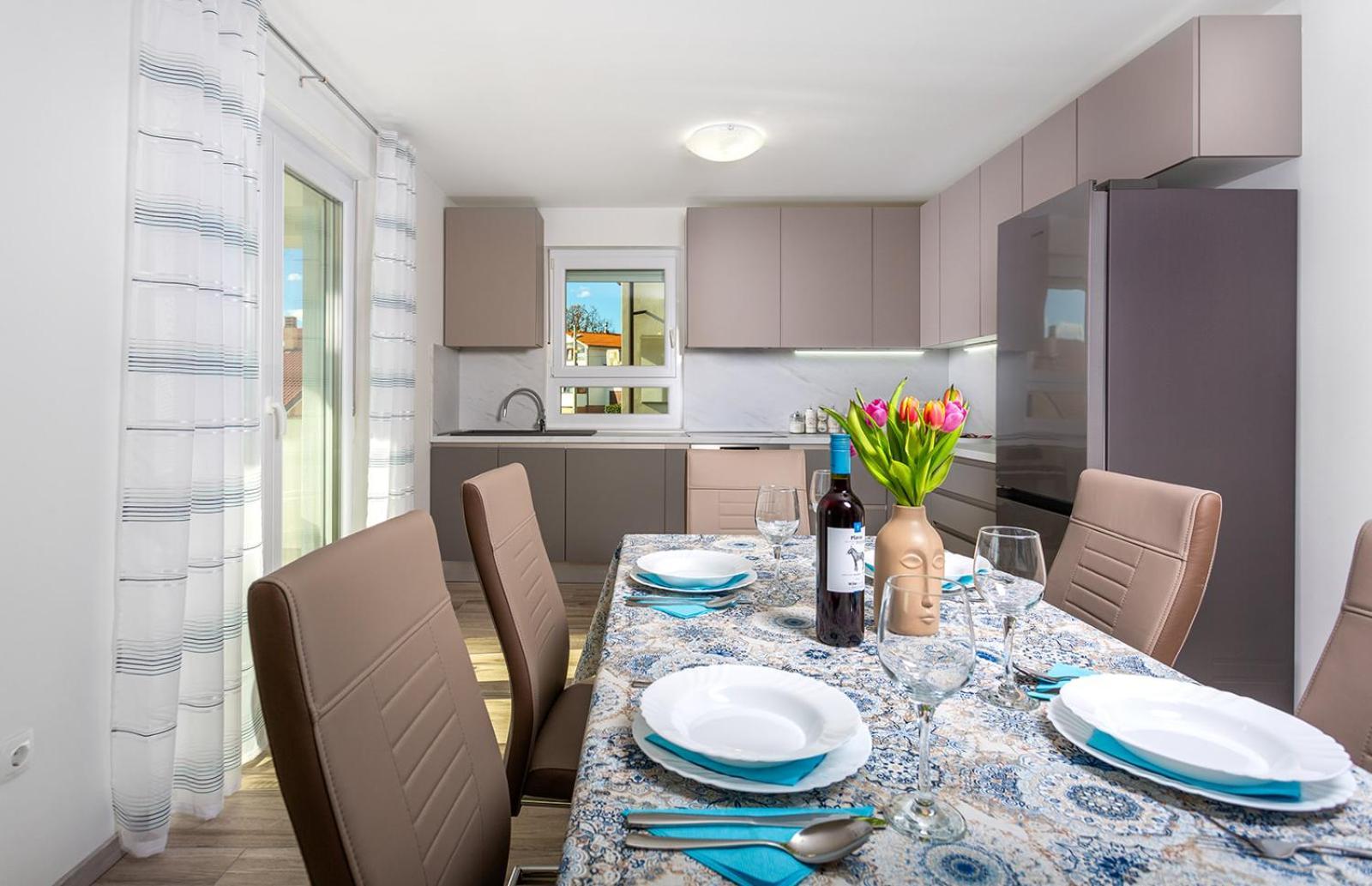 Kvarner Bay - 2 & 4 *